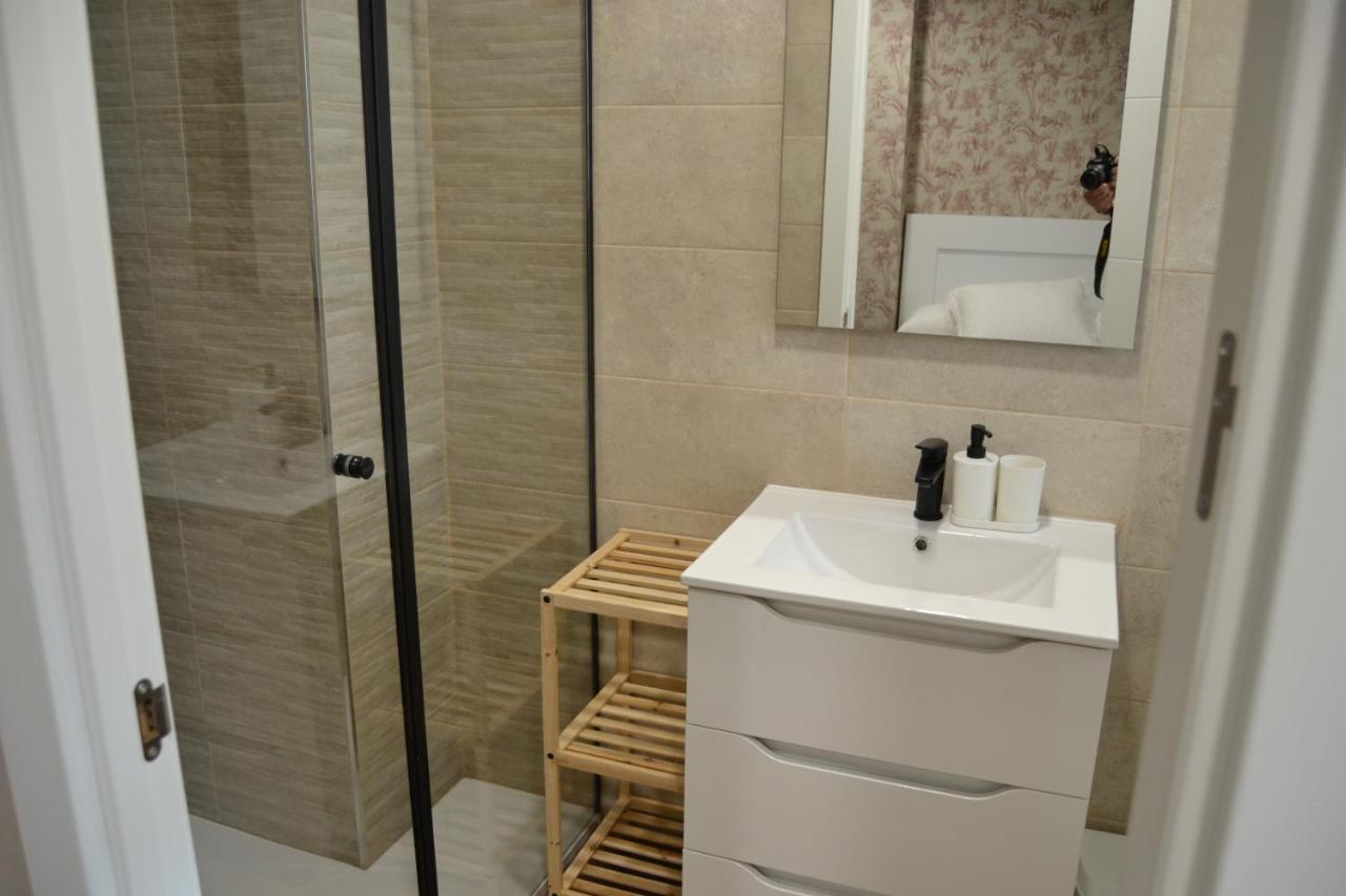 Greco 8 Hotel Саррия Екстериор снимка