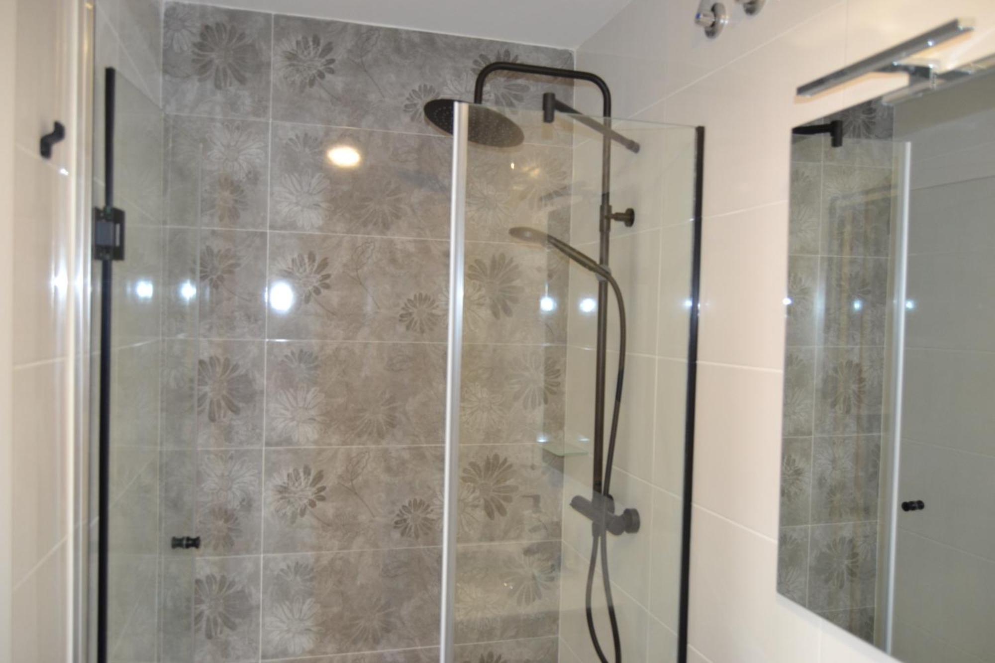 Greco 8 Hotel Саррия Екстериор снимка